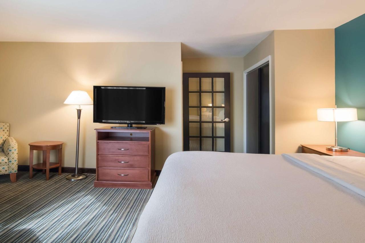 Best Western Plus Traverse City Ngoại thất bức ảnh