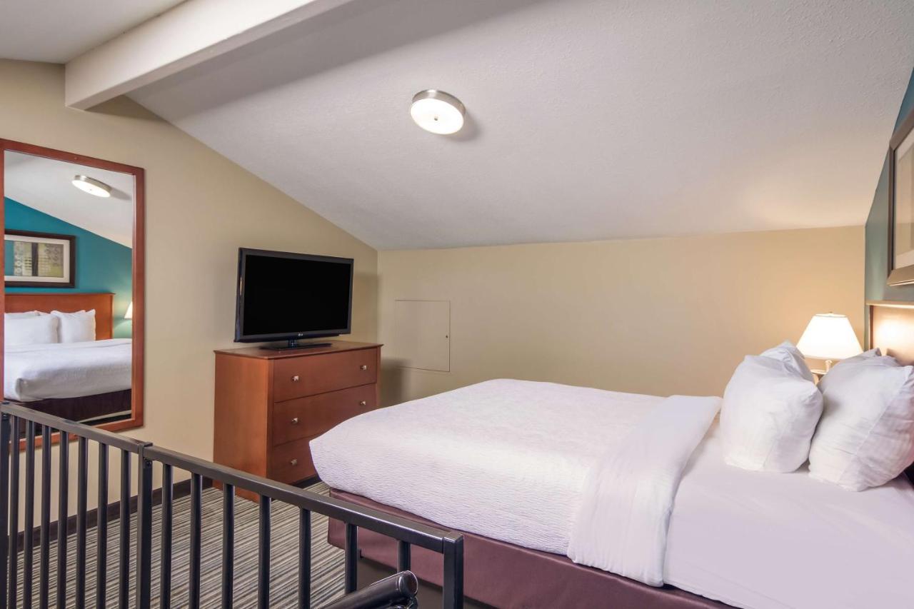 Best Western Plus Traverse City Ngoại thất bức ảnh