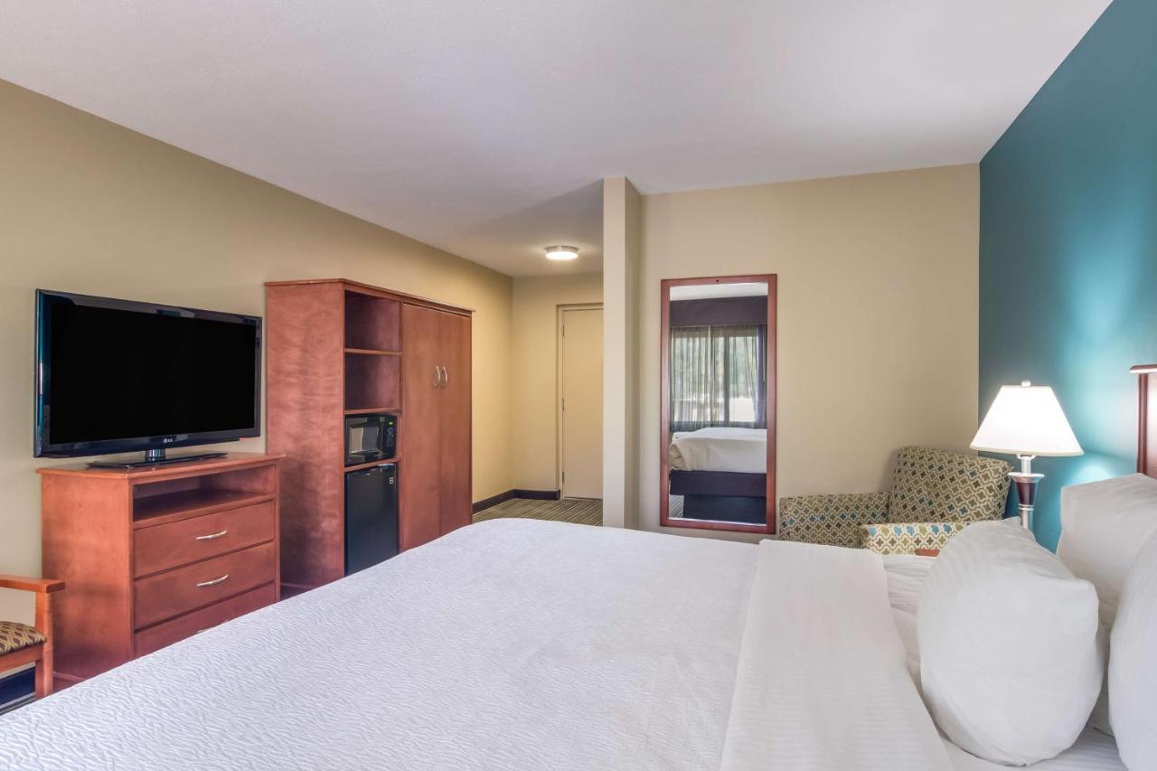Best Western Plus Traverse City Ngoại thất bức ảnh