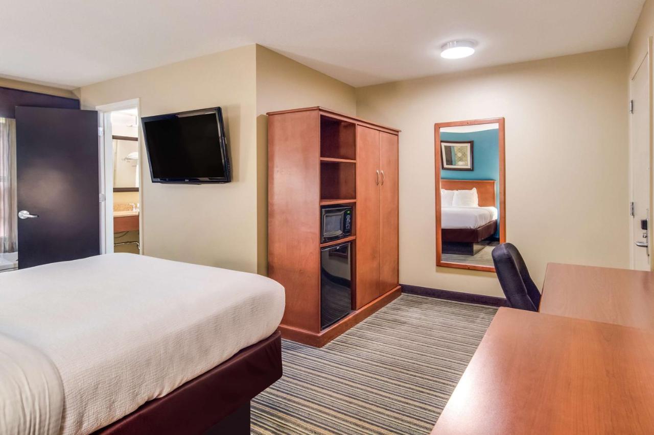 Best Western Plus Traverse City Ngoại thất bức ảnh