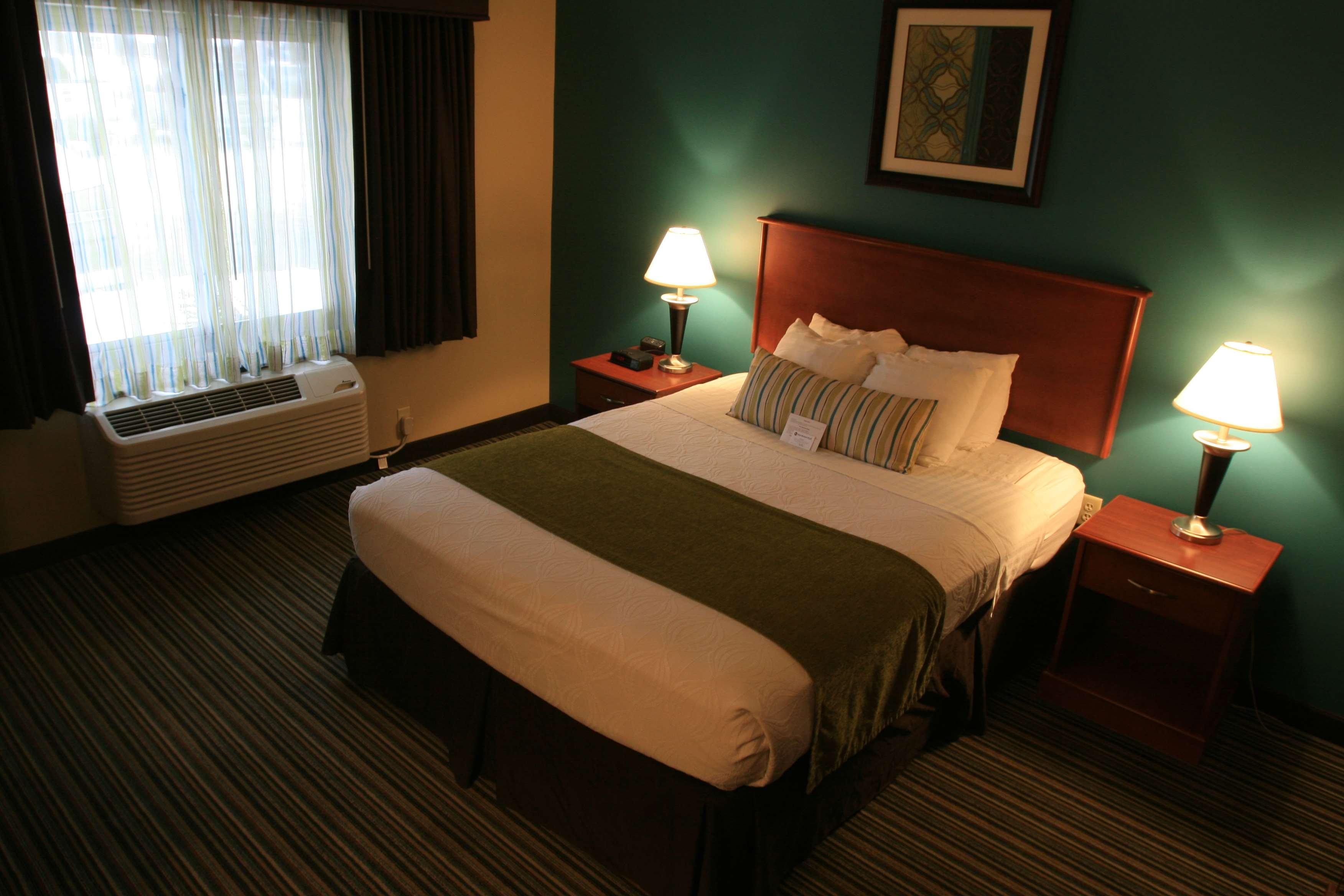 Best Western Plus Traverse City Ngoại thất bức ảnh
