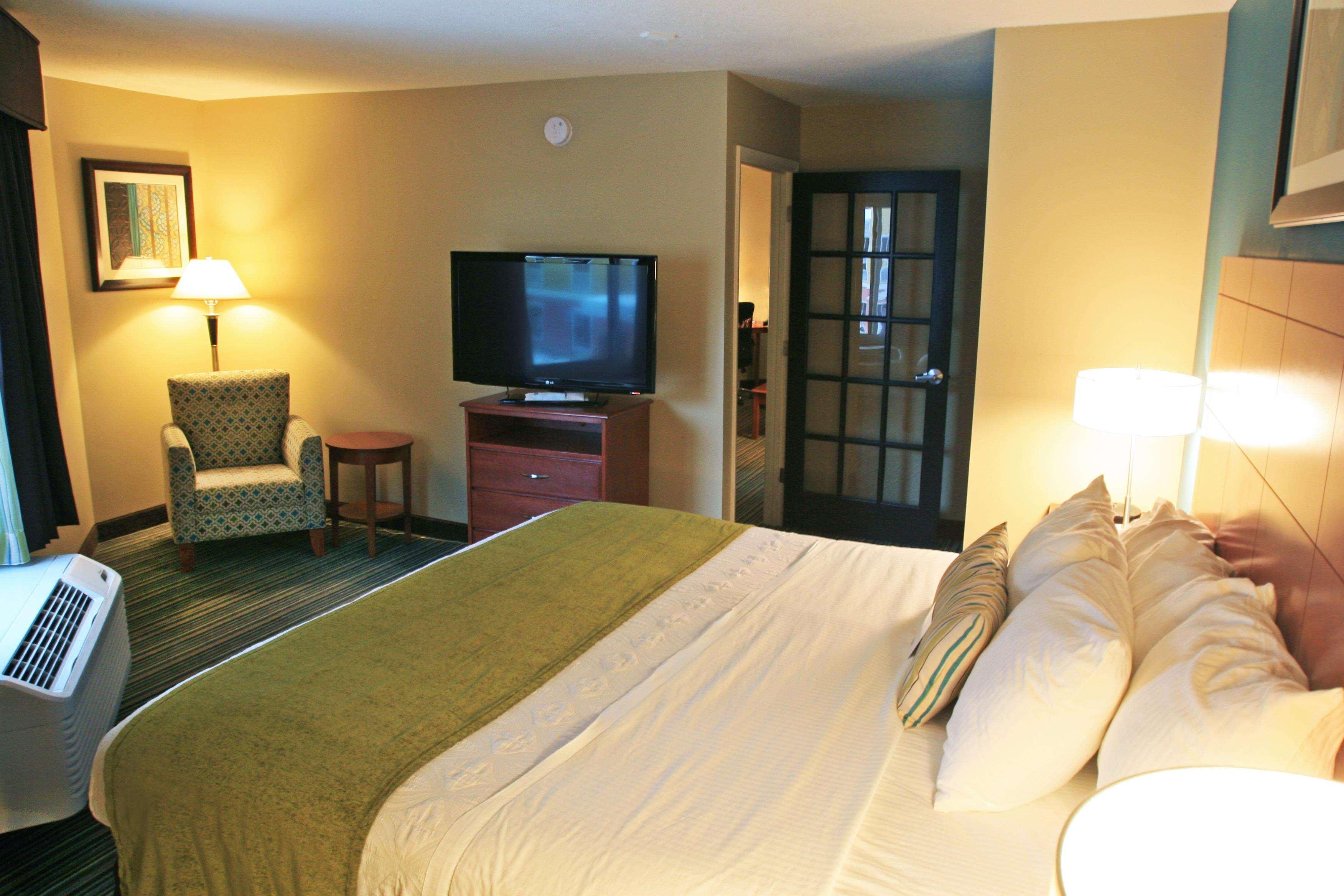 Best Western Plus Traverse City Ngoại thất bức ảnh