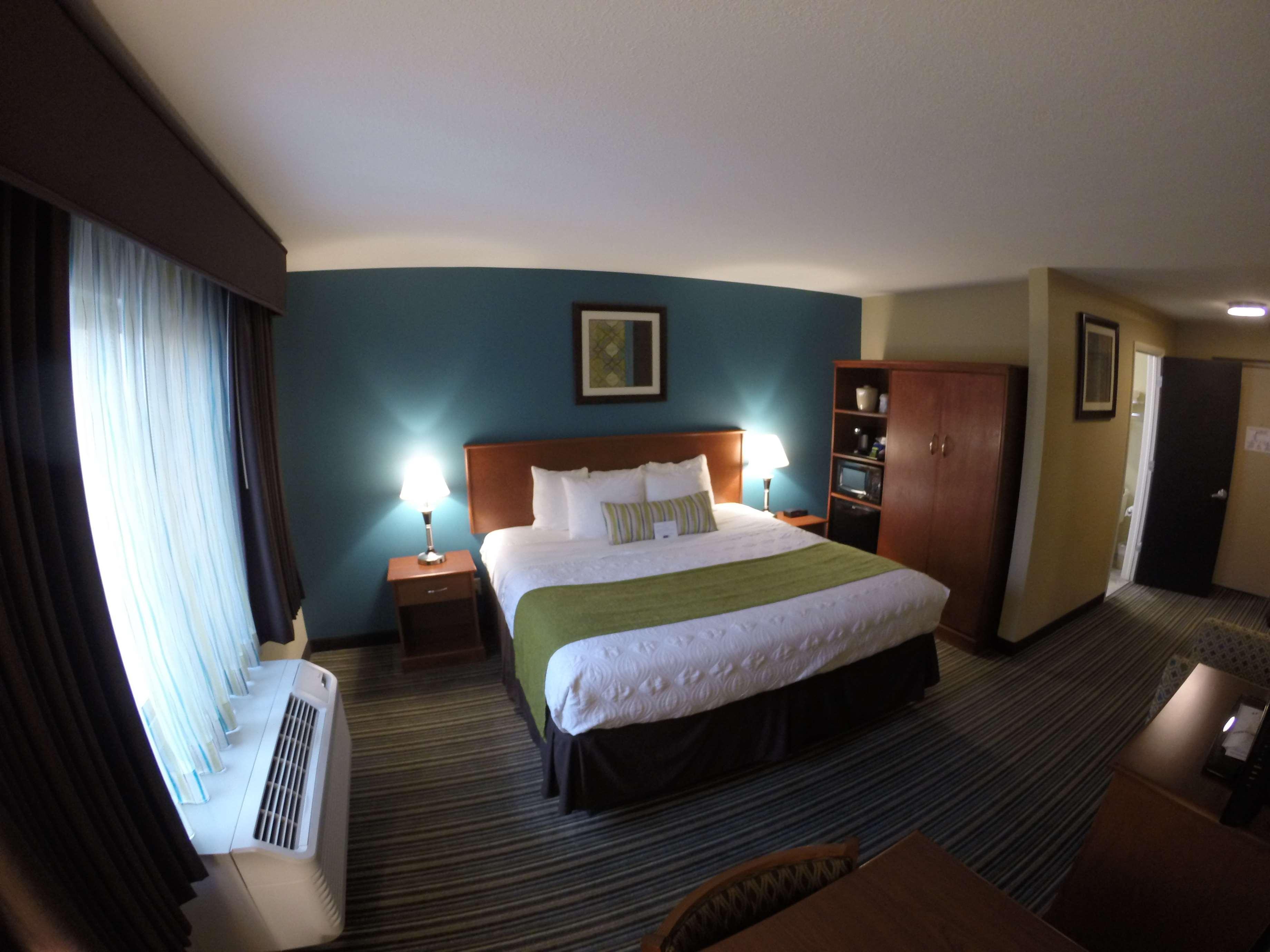 Best Western Plus Traverse City Ngoại thất bức ảnh