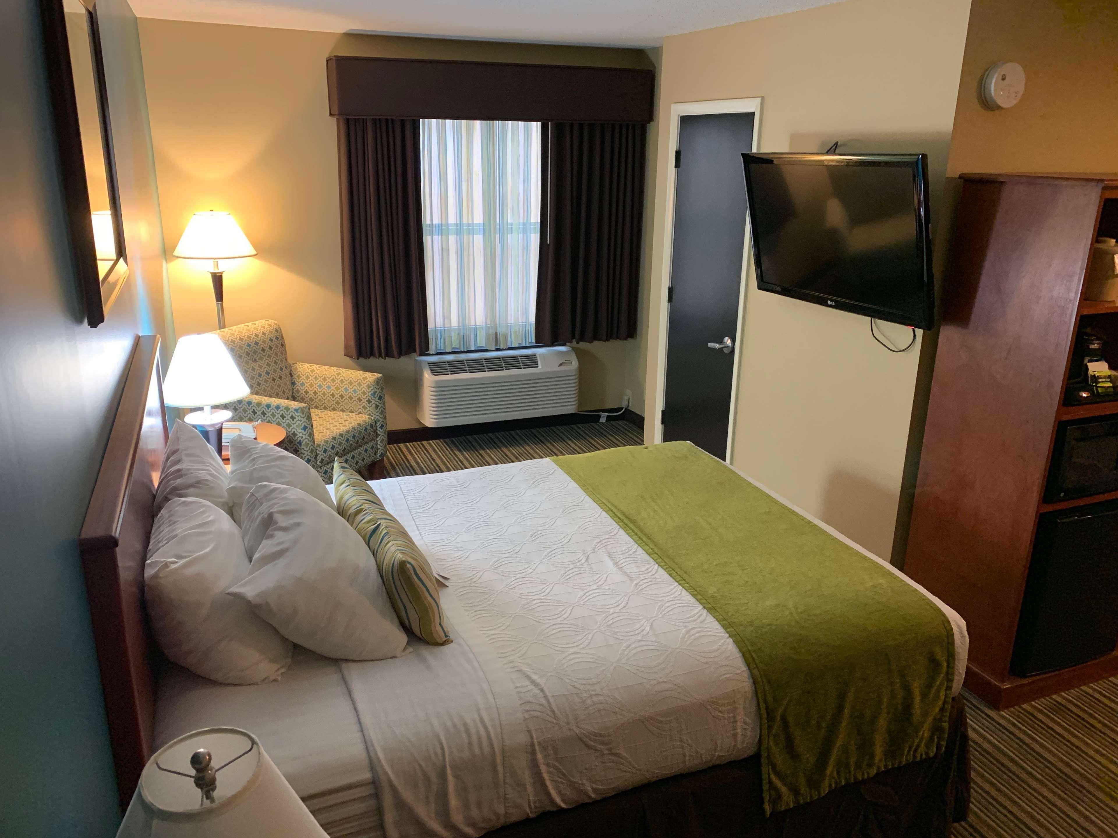 Best Western Plus Traverse City Ngoại thất bức ảnh