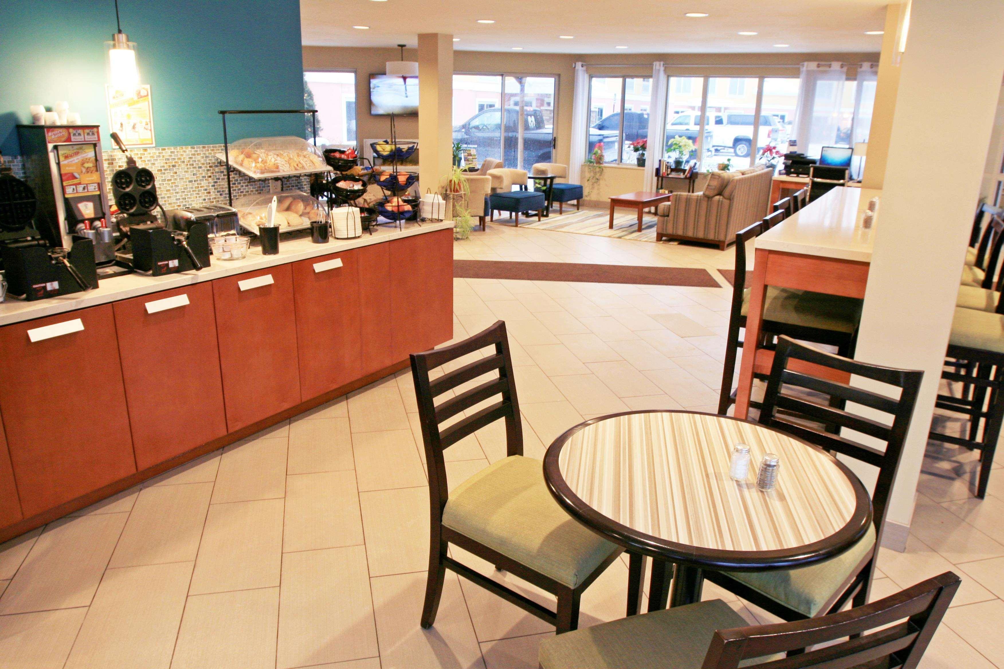 Best Western Plus Traverse City Ngoại thất bức ảnh
